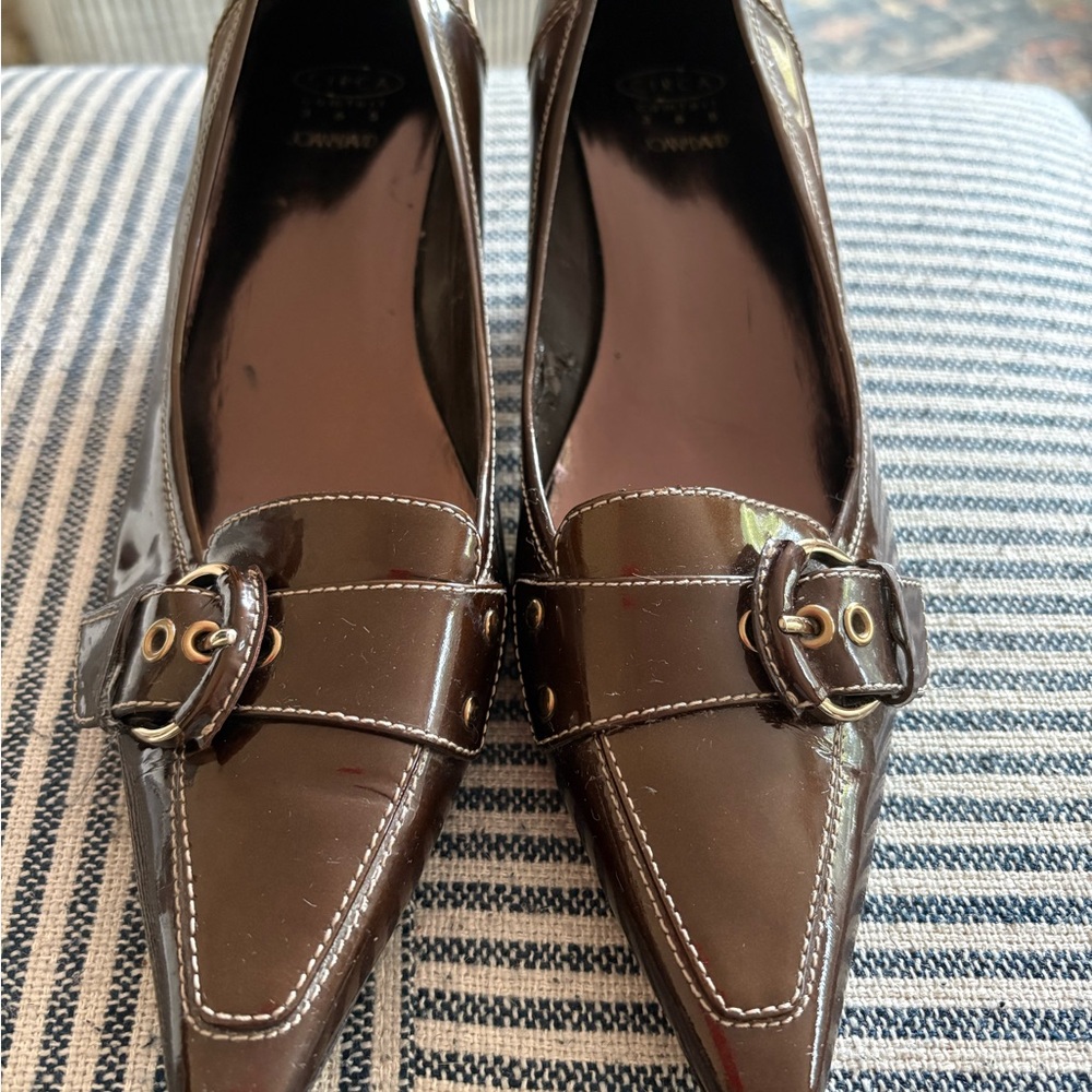 Joan & David Patent Leather Brown Kitten Heel Loafers